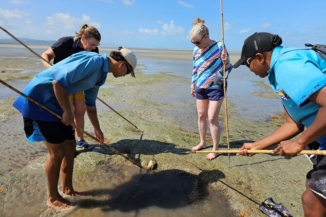 Aboriginal Fishing & Beach Day Tour+ Daintree Crocodile Cruise - Discover Aboriginal Fishing Traditions