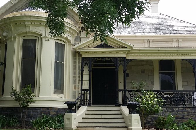 Adelaide Walking Tour: Grand Mansions and Sub-Divisions - Exploring Lower North Adelaide