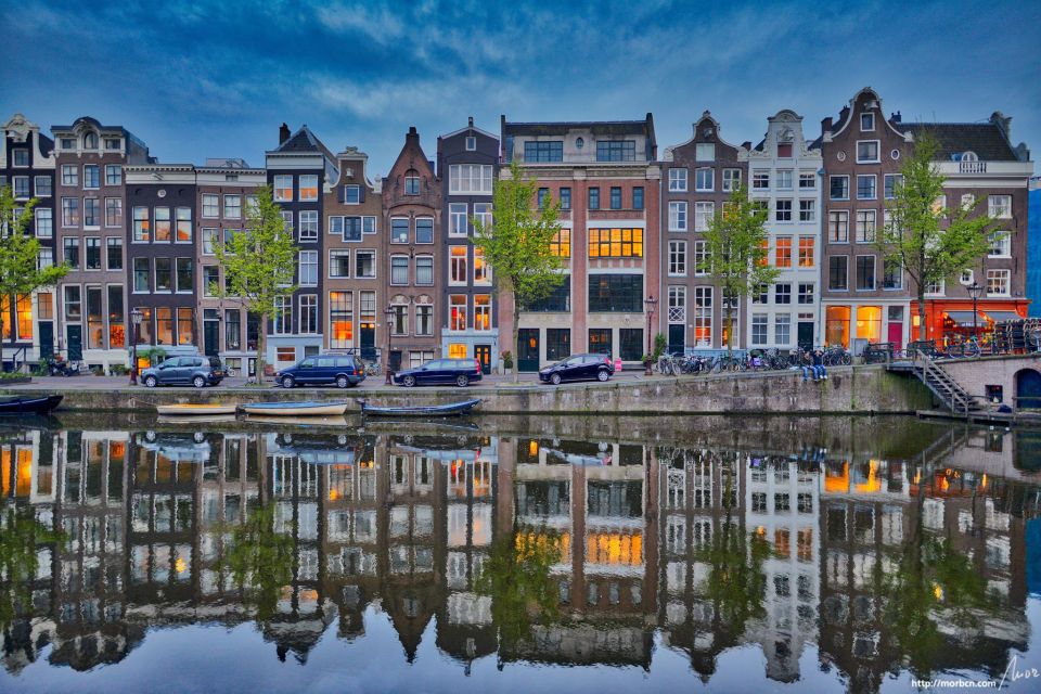 Amsterdam: Anne Frank Guided Walking Tour - Tour Experience