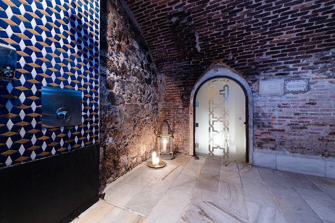 Arabian Baths Experience at Madrids Hammam Al Ándalus With 45 Minutes Massage - Inclusions With the Experience