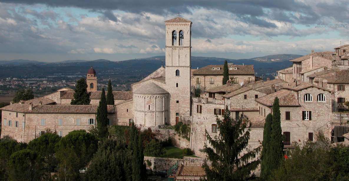 Assisi and Countryside Winery Private Tour From Rome - Itinerary