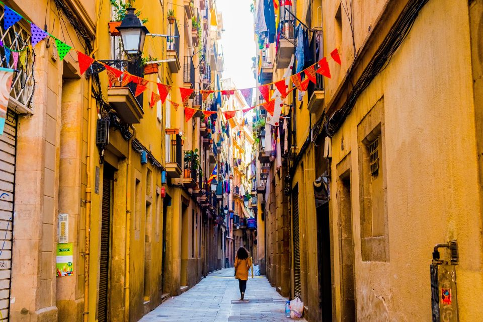 Barcelona: Customizable Guided City Tour - Booking & Cancellation