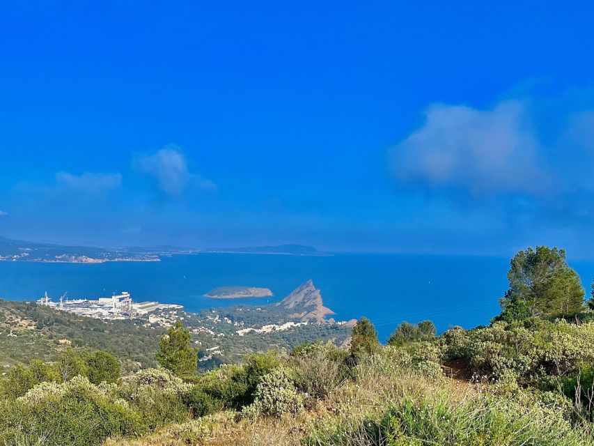 Cassis: Private Tour of Cap Canaille and Route Des Crêtes - Tour Activity