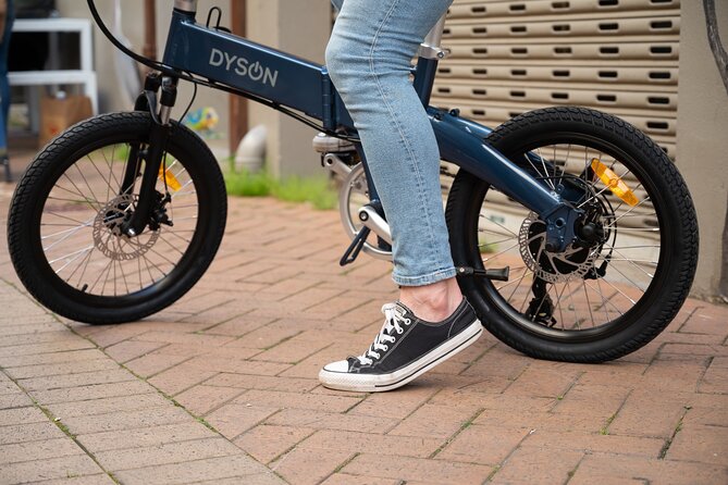 Ebike Hire to Explore Albury Wodonga and Murray River Trails - Exploring Albury Wodonga Trails