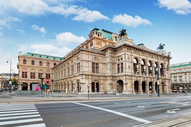 Freud, Mozart & Beethoven Outdoor Escape Game in Vienna - Flexible Experience