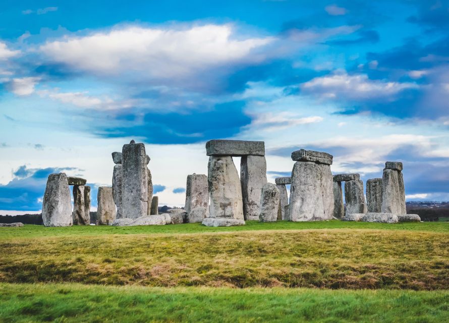 From Bath: Stonehenge & the Cotswolds Day Tour With Entry - Highlights