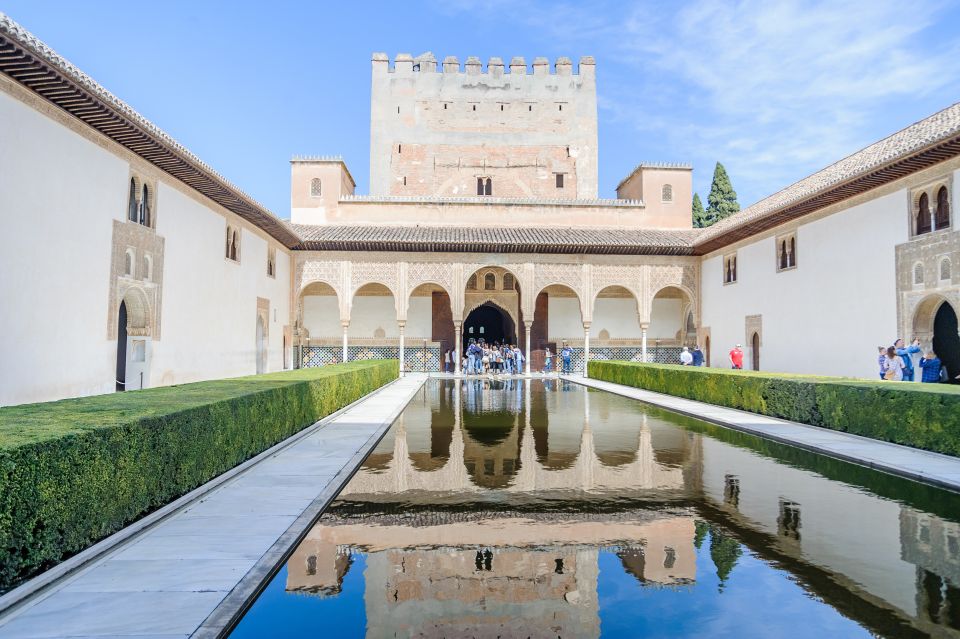 From Seville: Alhambra Palace With Albaycin Tour Option - Tour Itinerary