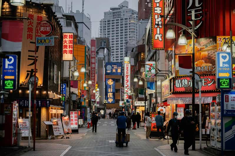 Full-Day Private Tour to Discover The Best of Tokyo - Highlights of the Tour