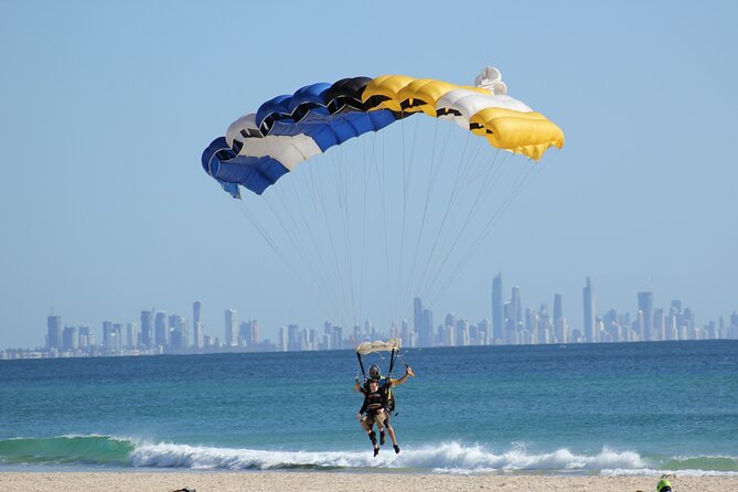 Gold Coast Tandem Skydive - Inclusions and Meeting Details