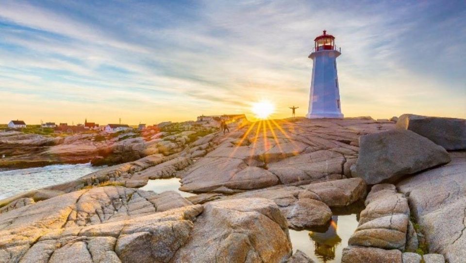 Halifax: City Sightseeing Tour With Peggys Cove Visit - Tour Highlights