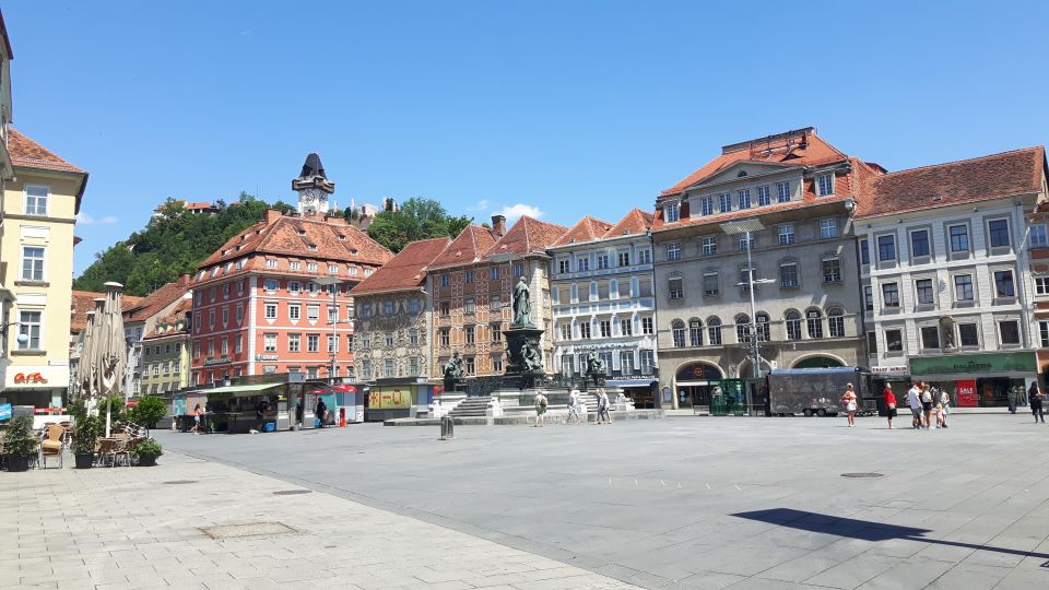 Highlights of Graz: Guided Walk - Charming Old Town Architecture