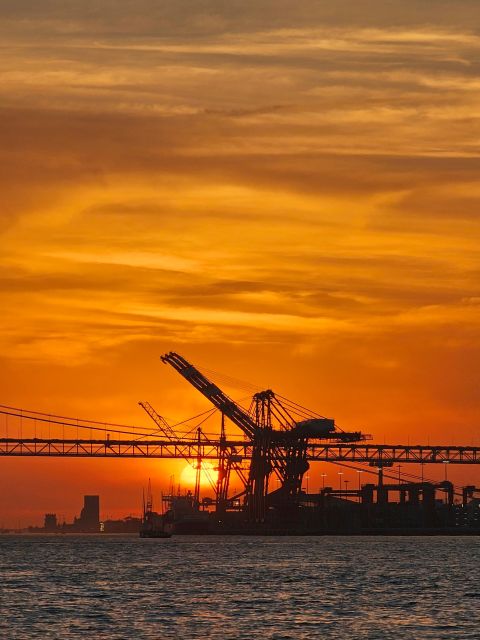 Lisbon: Private Sailboat Tour on the Tagus at Sunset - Tour Details