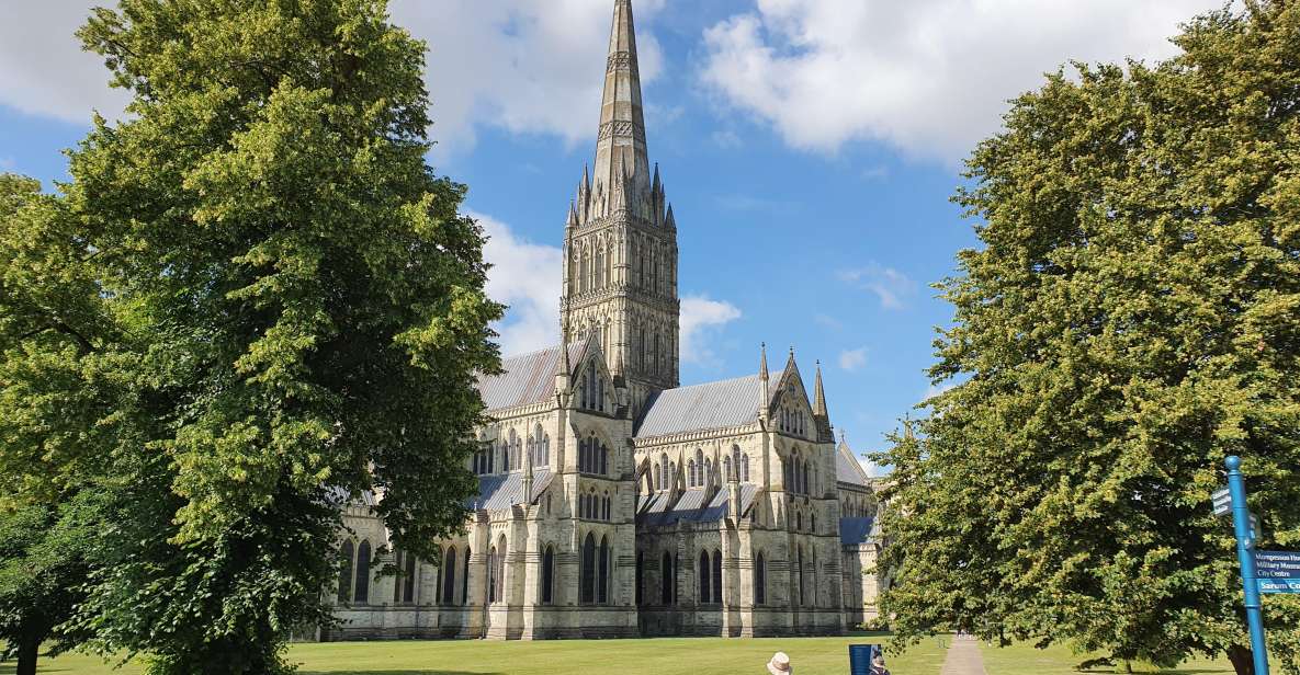 London: Stonehenge, Salisbury Cathedral and Avebury Day Tour - Activities