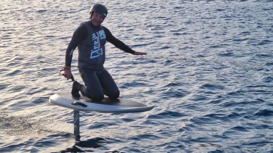 Mallorca: Electric Hydrofoil Surfing Lessons (E-Foil Course) - Cost and Duration