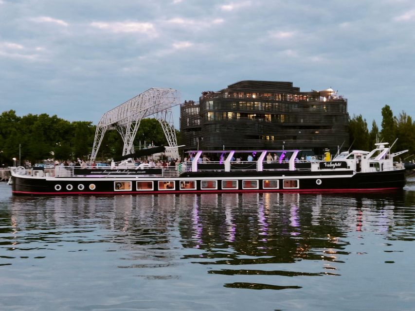 Music Party on a Boat - Celebrating Fête De La Musique