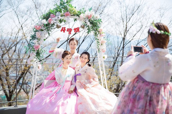 N Seoul Tower Hanbok Rental - Meeting and Pickup Information