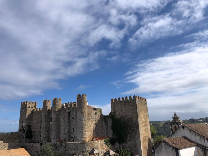 Nazaré: Big Wave Capital & Medieval Óbidos Tour From Lisbon - Experience & Itinerary