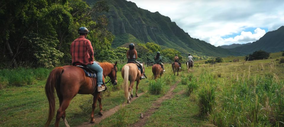 Oahu: Kualoa Hills and Valleys Horseback Riding Tour - Inclusions