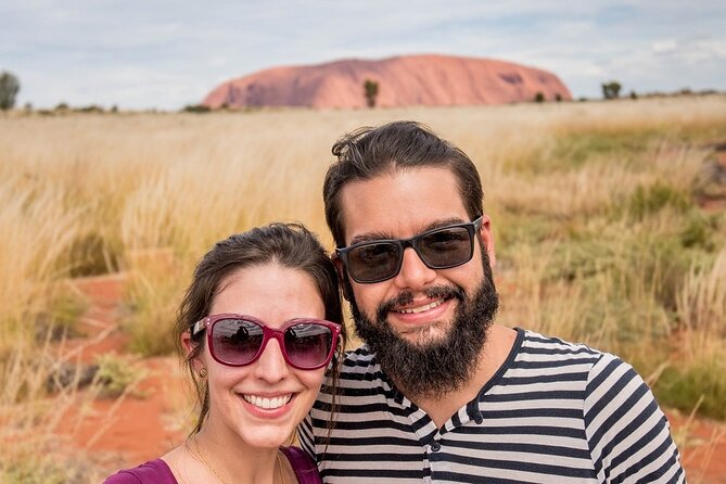 Overnight Uluru Adventure - Native Food and Aboriginal Arts