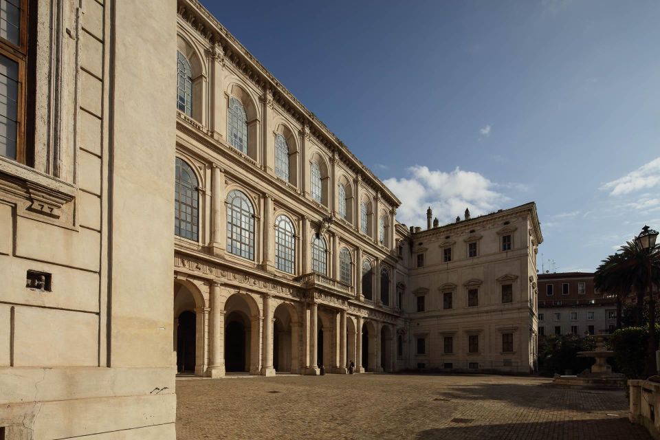 Palazzo Barberini Private Tour - Language and Group Type