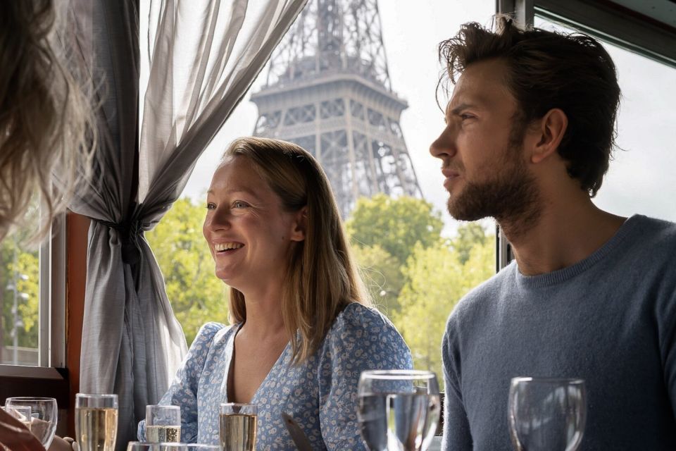 Paris: 3-Course Lunch Cruise on the River Seine - Experience Highlights