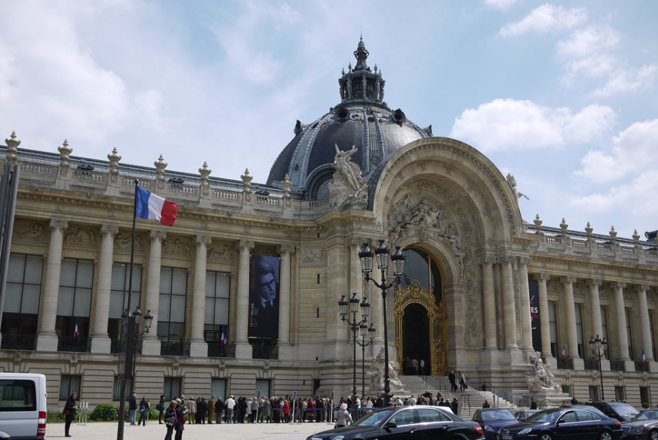 Paris Champs-Élysées 2-Hour Private Walking Tour - Inclusions