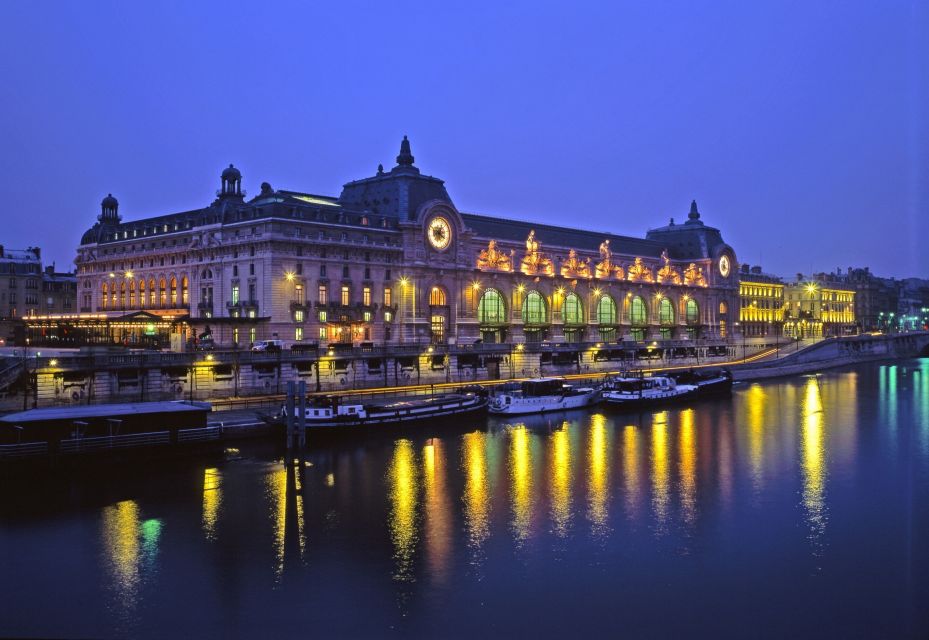 Paris: Happy Hour Evening Cruise on the Seine River - Cruise Experience Overview