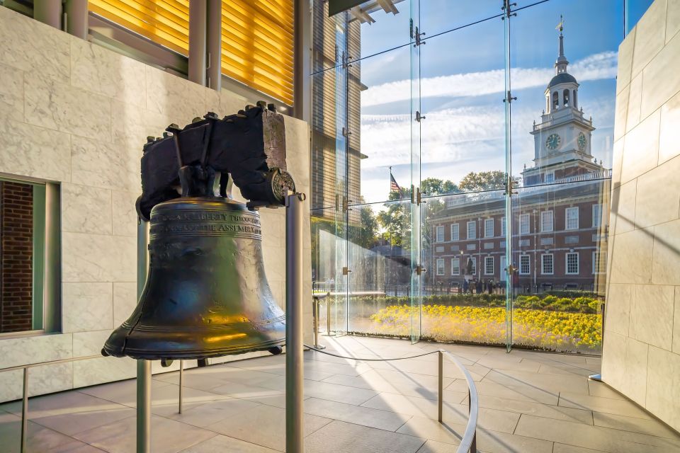 Philadelphia: Small Group Tour W/ Liberty Bell & Cheesesteak - Historical Highlights