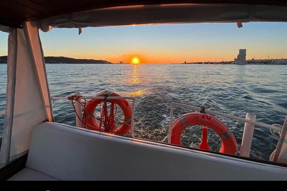 Porto; Sunset on the Douro River, Private 2H Boat Tour - Tour Experience