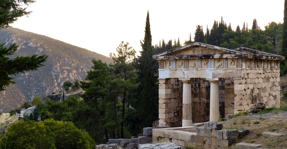 Private Day Tour Delphi and Village of Arachova From Athens - Itinerary Overview