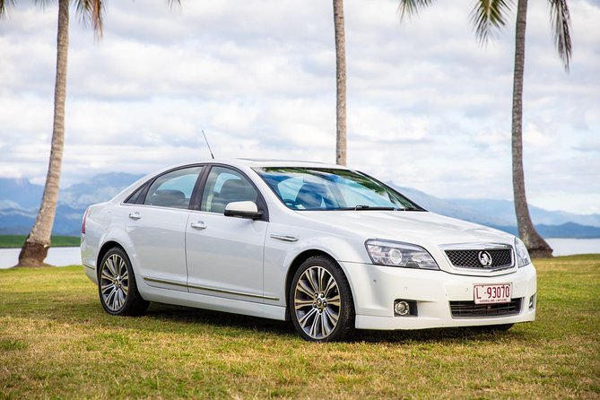 Private Transfers Cairns Airport to Port Douglas - Airport Pickup and Meeting