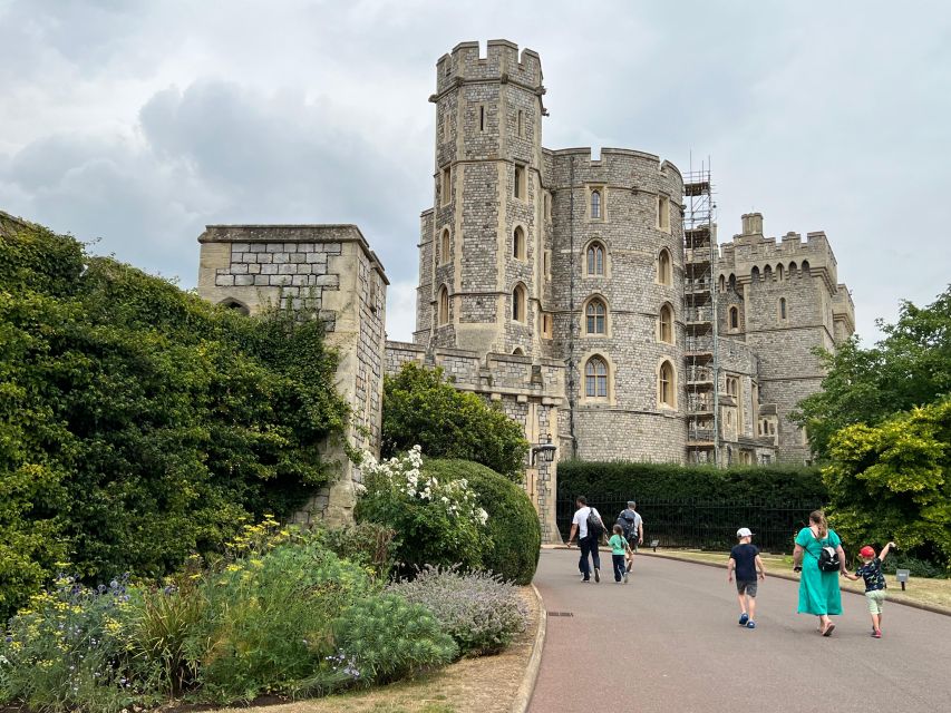 Private Trip to Windsor Castle and Stonehenge - Itinerary