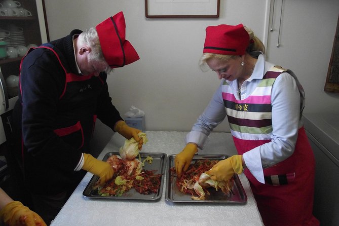 Seoul Cultural Tour - Kimchi Making, Gyeongbok Palace With Hanbok - Experience Traditional Korean Tea Ceremony