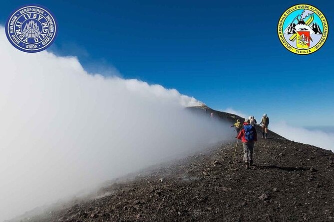 Summit Craters Excursion (3357 M.) - Booking Information