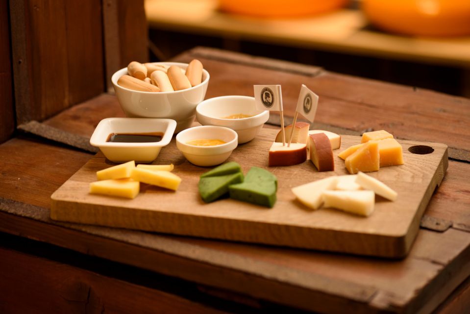 Amsterdam: Henri Willig Cheese Tasting Experience - Booking Information