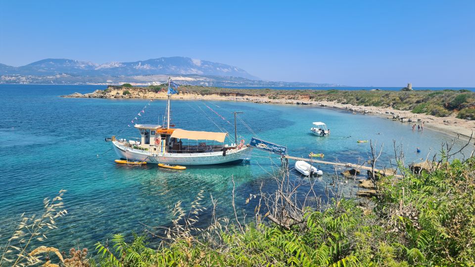 Argostoli: Full-Day Traditional Boat Cruise With Lunch - Meeting Point