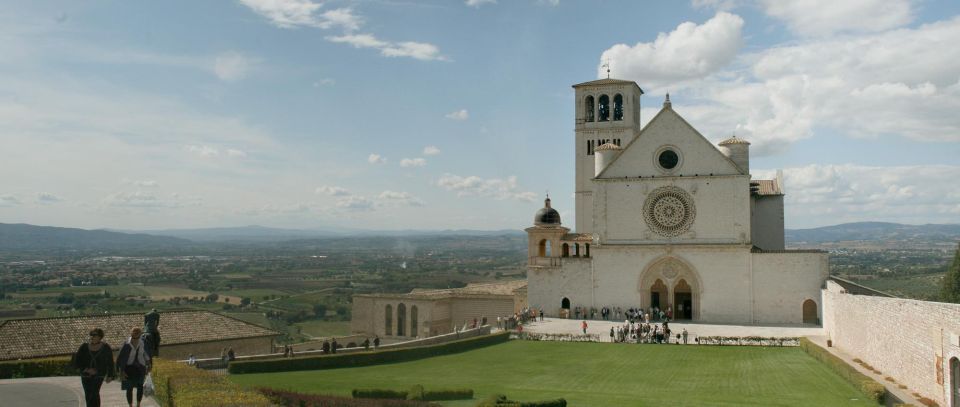 Assisi and Countryside Winery Private Tour From Rome - Inclusions