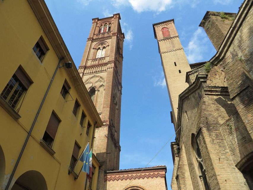 Bologna: Walking In-App Audio Tour on Your Phone (ENG) - Inclusions With the Wegotrip App