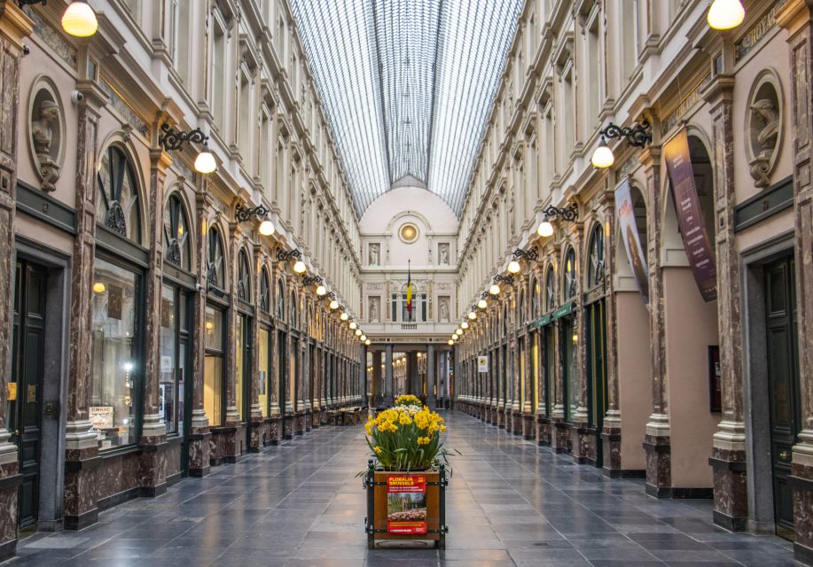 Brussels: Capture the Most Photogenic Spots With a Local - Full Description