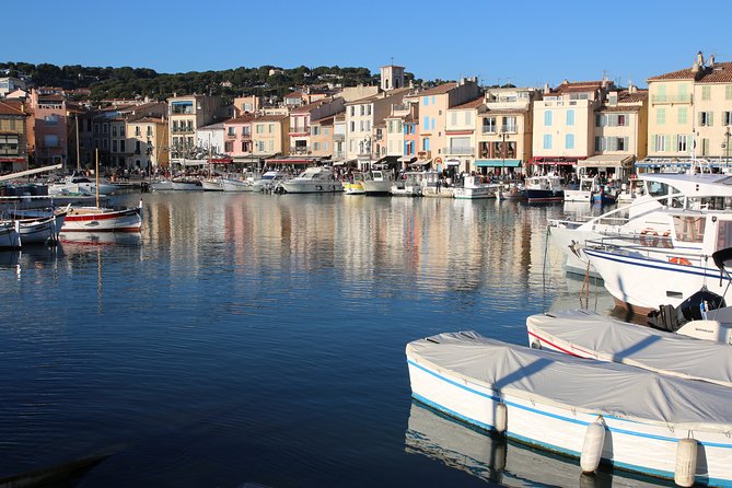 Cassis Ancient Fishing Port, Calanques & Spectacular Cap Canaille Private Tour - Pick-Up Details and Surcharge