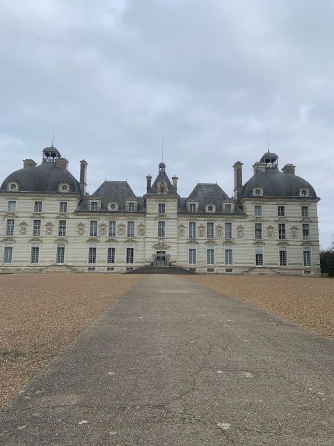 Cheverny : the 17th Century Chateau of the Loire Valley - Art Collections at Cheverny