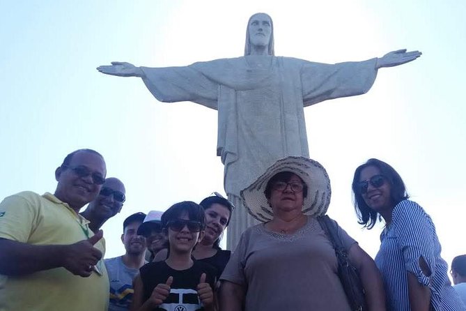 Cristo Redentor City Tour: Transfers, Local Guide and Tickets. - Local Guide Experience