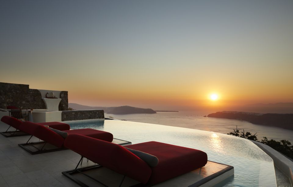 Daybed Relaxation With Infinity Pool Use With Caldera Views - Description