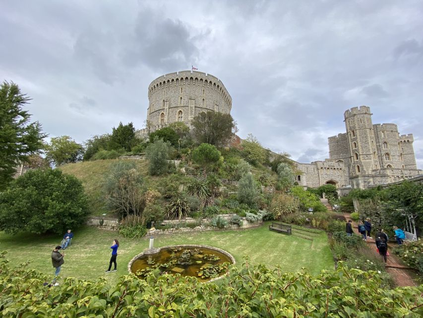 From London: Windsor Castle & Stonehenge Private Day Trip - Itinerary