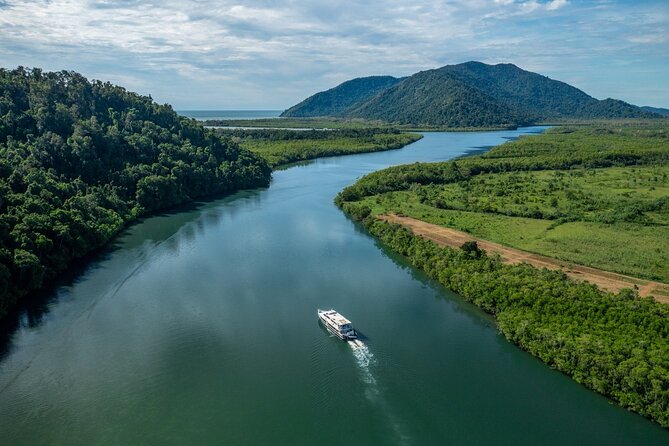 Full-Day Cruise Tour to Frankland Islands Great Barrier Reef - Reading Traveler Reviews