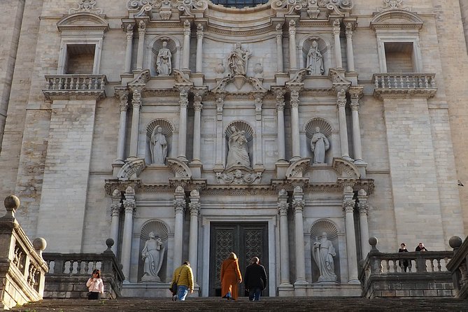 Girona History, Legends, and Food Walking Tour With Food Tasting - Customer Reviews