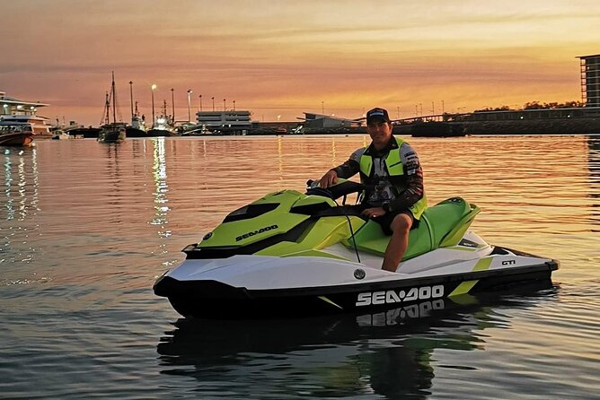 Golden Eye Sunset Jet Skiing in Darwin - Whats Included in the Tour