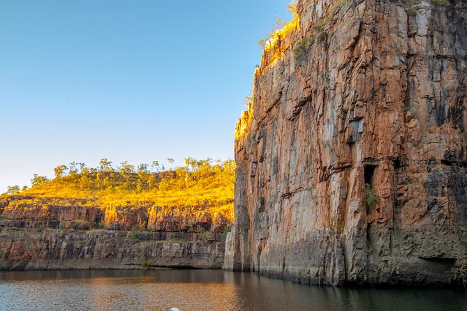 Katherine Day Tour From Darwin Including Katherine Gorge Cruise - Inclusions and Amenities