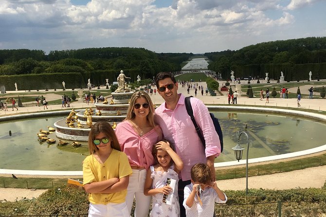 Kid-Friendly Private Guided Tour of Versailles Palace & Gardens - Meeting and Pickup