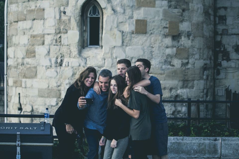 La Rochelle : Bachelor Party Outdoor Smartphone Game - What to Expect From the Game